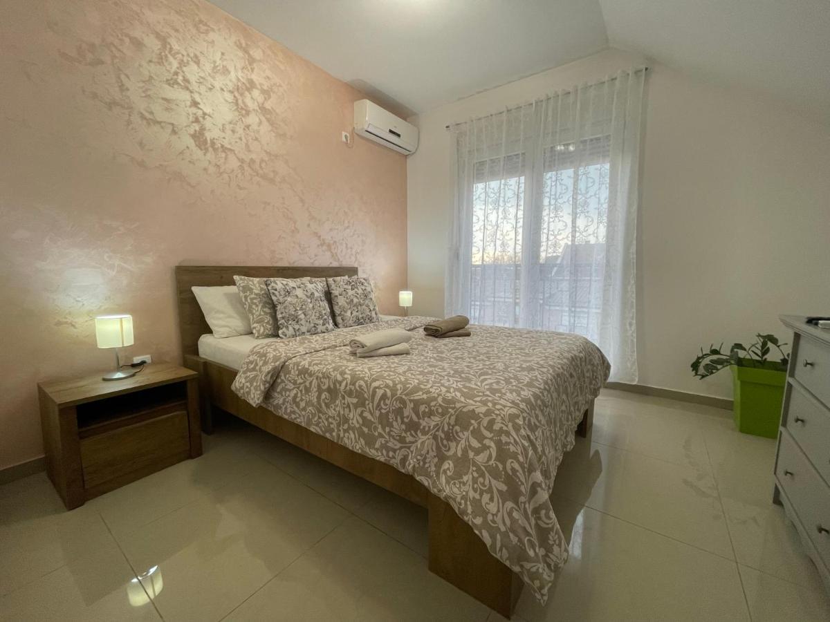 Apartament Apartman 1 Sremska Mitrovica Zewnętrze zdjęcie