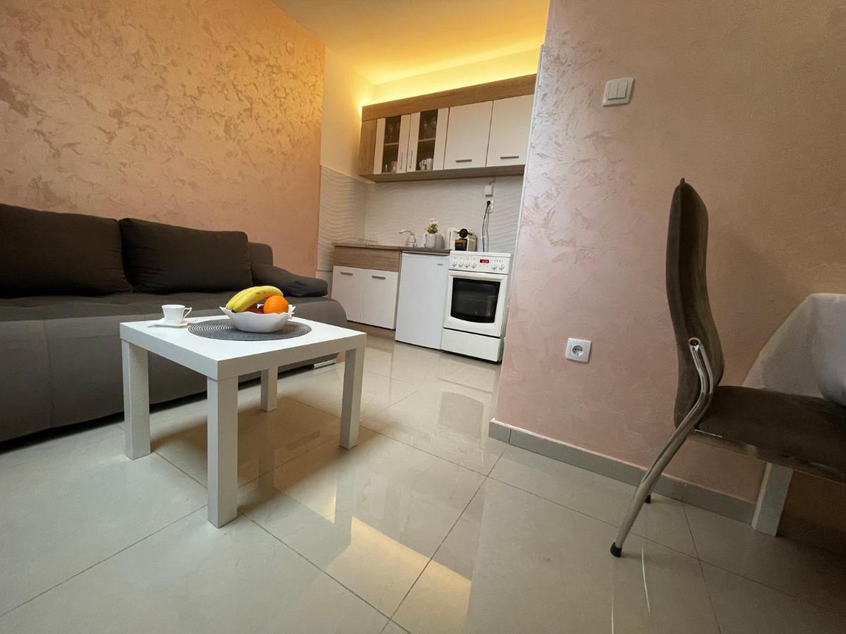 Apartament Apartman 1 Sremska Mitrovica Zewnętrze zdjęcie